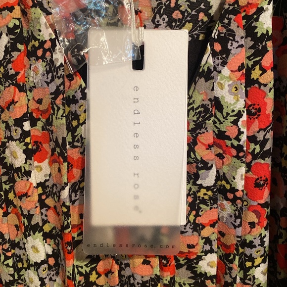 🔥 NWT ENDLESS ROSE GLORAL PLEATED ROMPER - Picture 8 of 10